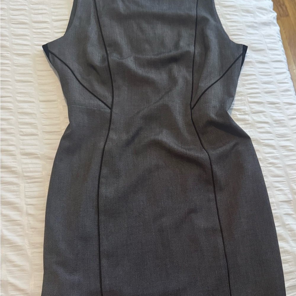 Elegant Gray Sleeveless Dress